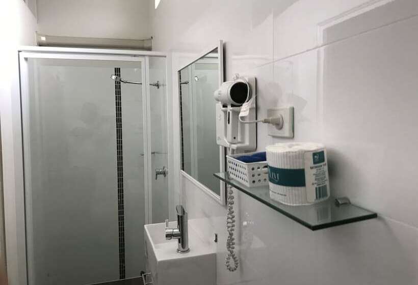 Семейный Номер, Coffs Shearwater Motel