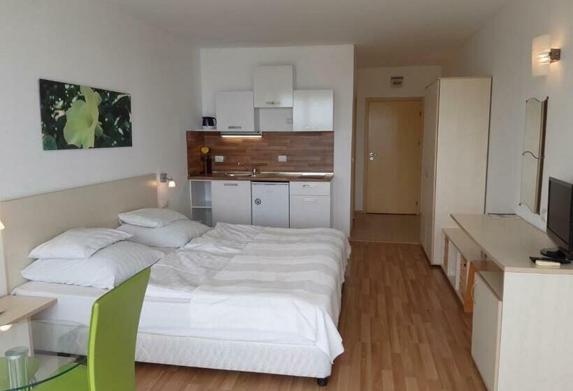 Студия Стандарт Вид на Море, Aparthotel Romance