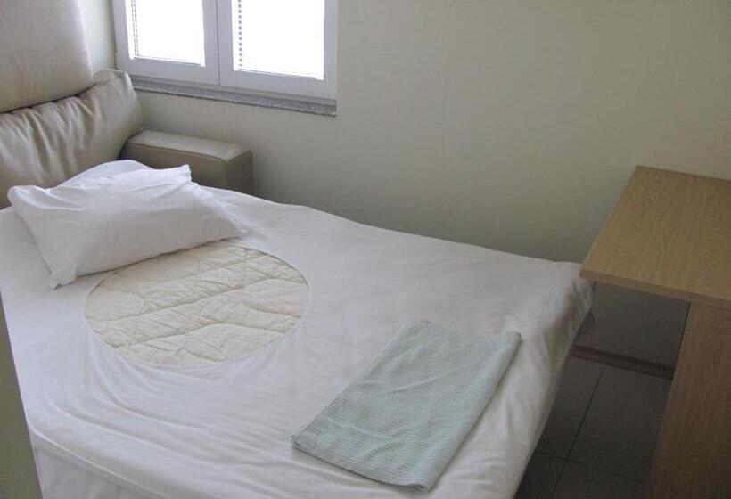스탠다드 트리플 룸, Millennia Rooms Ruse