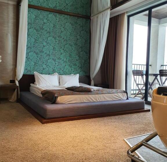 Полулюкс, Regina Maria Spa Design