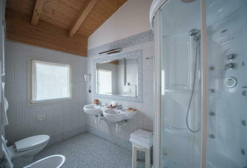 Номер Стандарт Трехместный, Villa Colico