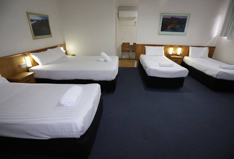 家庭间, Reign Inn Newcastle