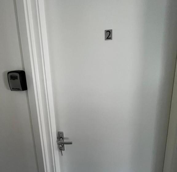 اتاق استاندارد, Apartement Hotel Stays By Adm