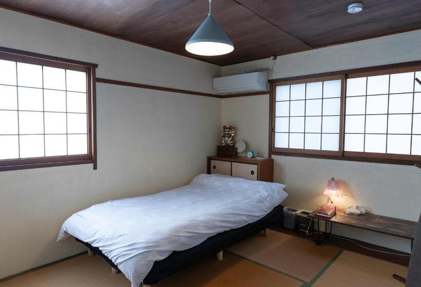 Standardrum, Hostel Kuriya Osaka