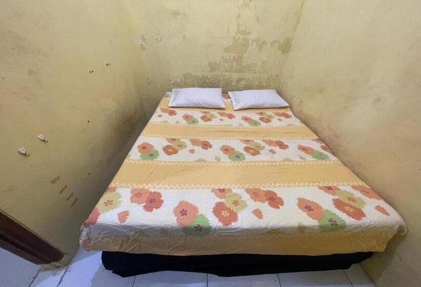 Номер Economy, Spot On 93879 Wunut Homestay Syariah