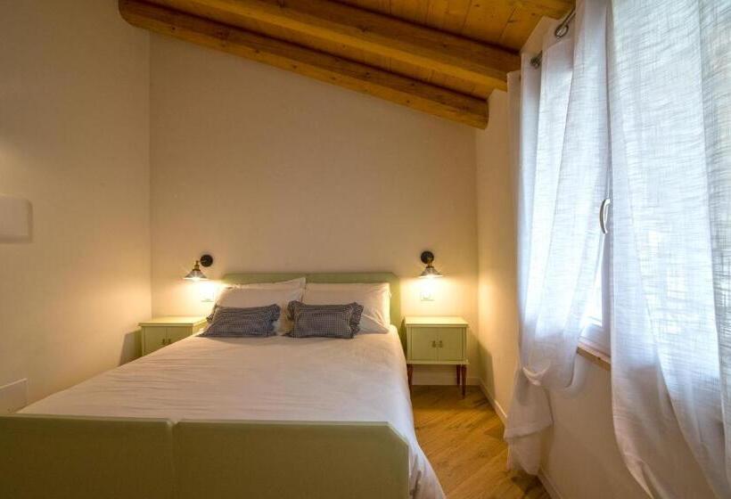 غرفة قياسية, Villa Mariolino