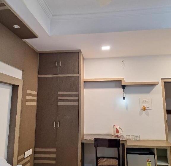 Номер Deluxe Кровать Кинг, Mayur