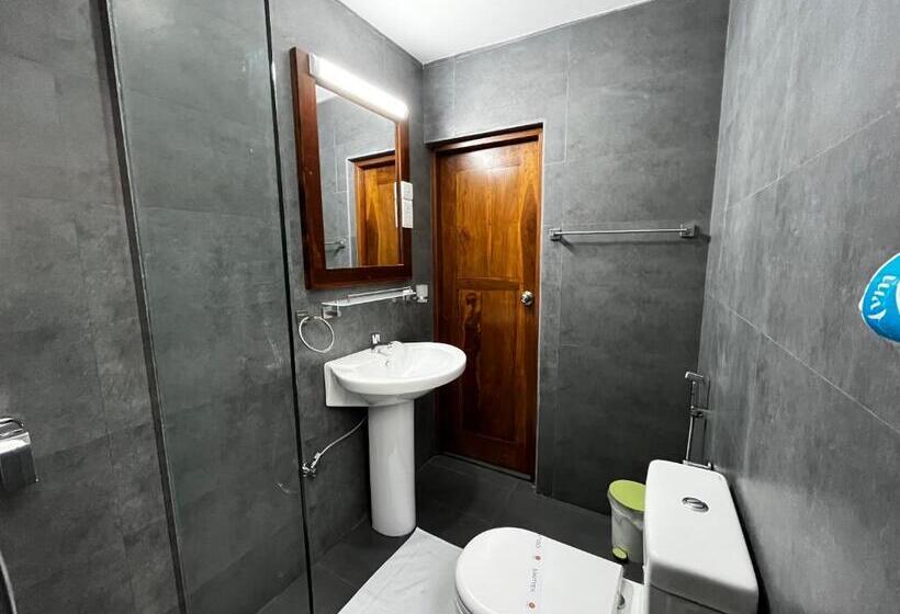 اتاق استاندارد, Livin Lush Luxury Retreat