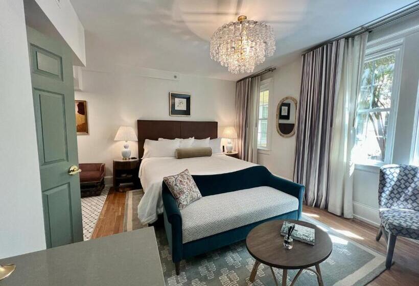 اتاق استاندارد برای معلولان, Granada Midtown