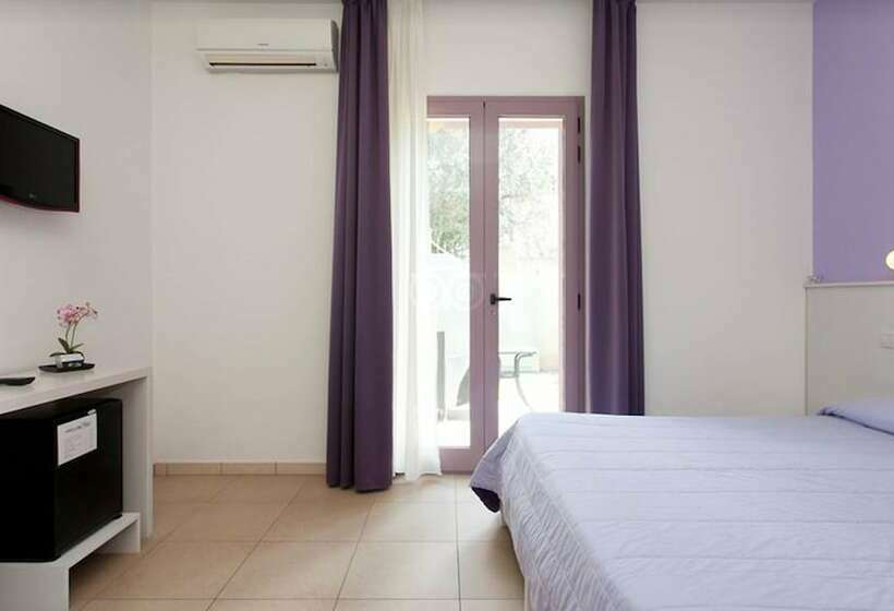 חדר סטנדרט לשלושה, Corte Dei Melograni Hotel Resort