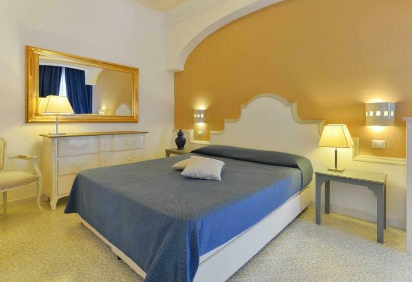 Люкс Повышенной Комфортности, La Pineta Hotel Beach & Spa