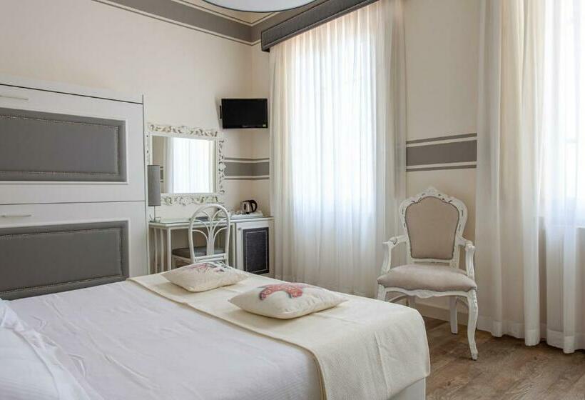 Quarto Familiar, Olimpia