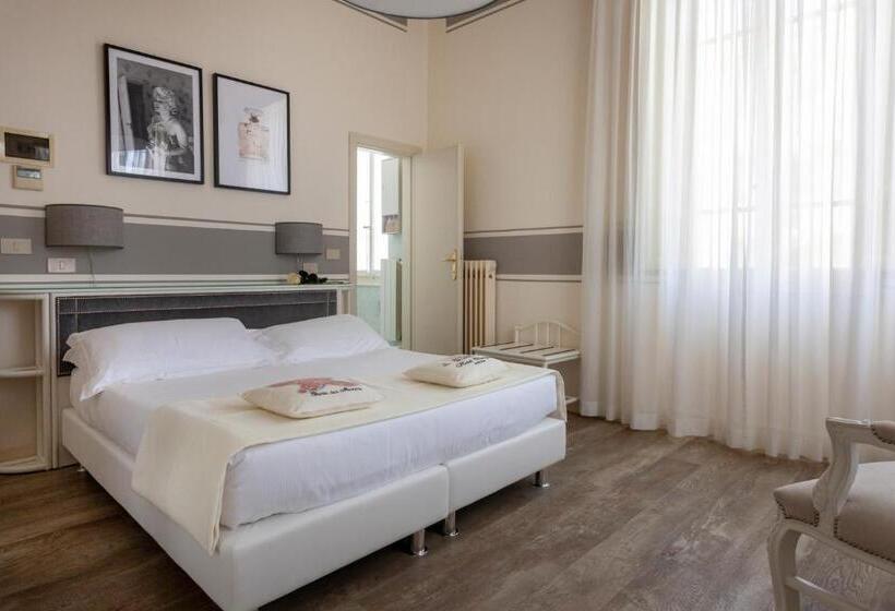 Quarto Estandar Comunicado, Olimpia