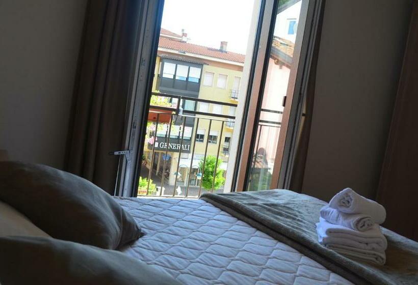 اتاق استاندارد, Rivamia