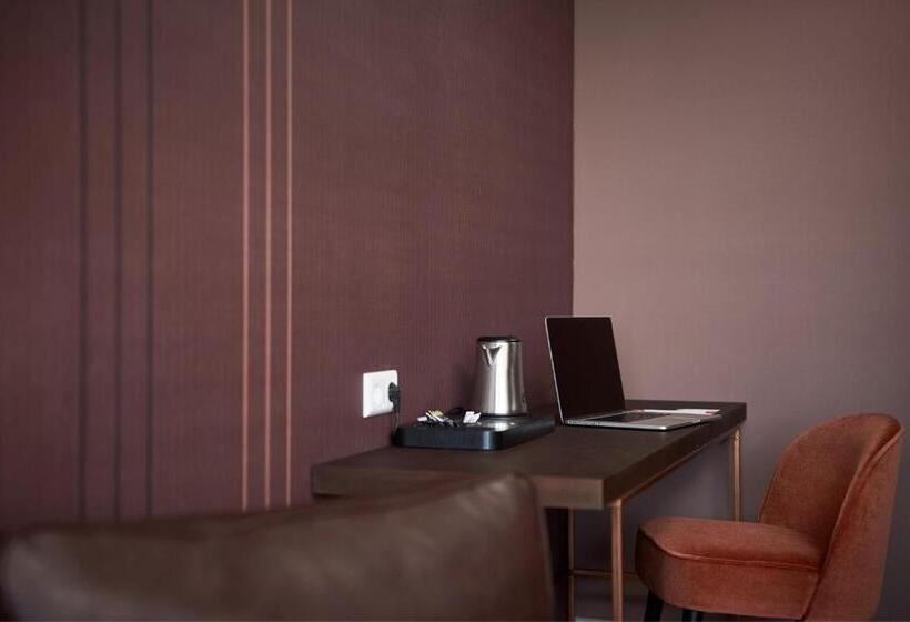 Номер Стандарт Трехместный, Corendon Amsterdam Schiphol Airport, a Tribute Portfolio Hotel