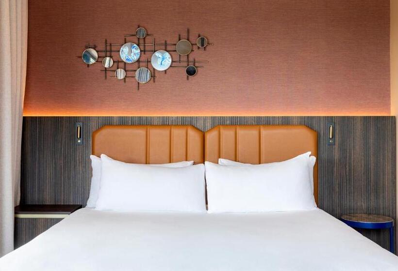 スタンダードトリプルルーム, Corendon Amsterdam Schiphol Airport, a Tribute Portfolio Hotel