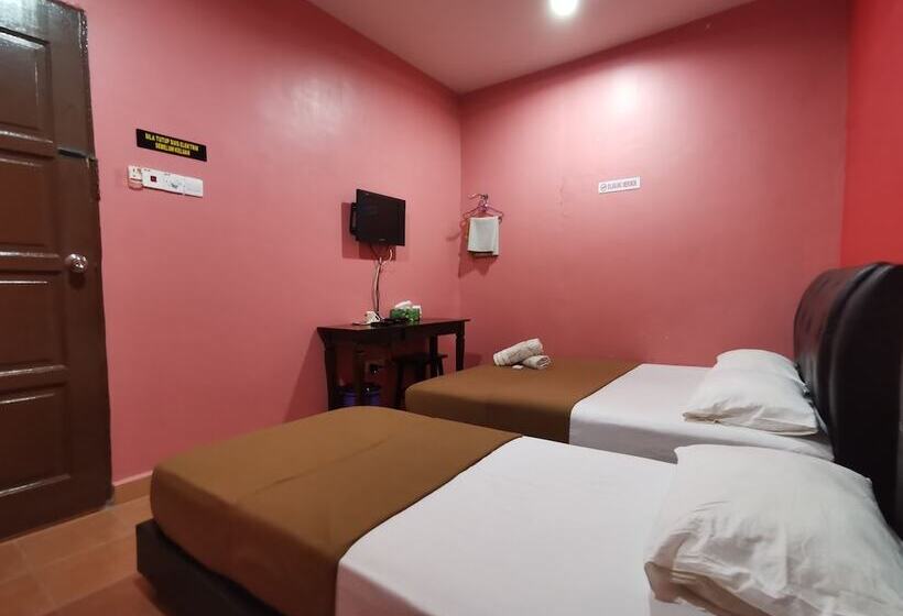 اتاق استاندارد سه نفره, Spot On 89865 Hotel Titiwangsa Gm