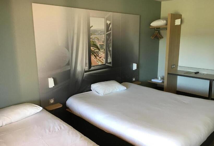 Номер Стандарт Трехместный, B&b Hotel Villeneuve Loubet Village