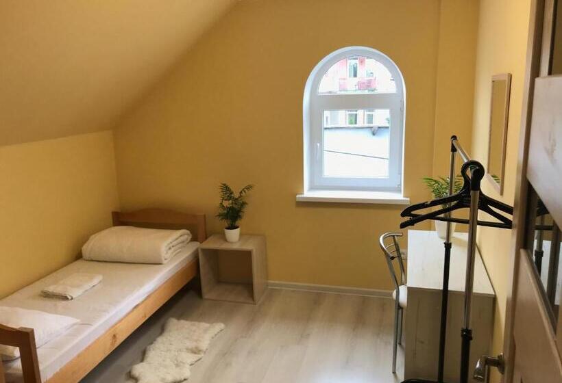 اتاق استاندارد, Pelican Guest House & Hostel