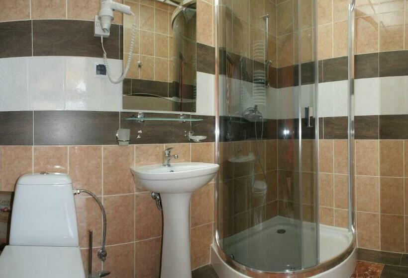 스위트, Casa Del Pozitiff