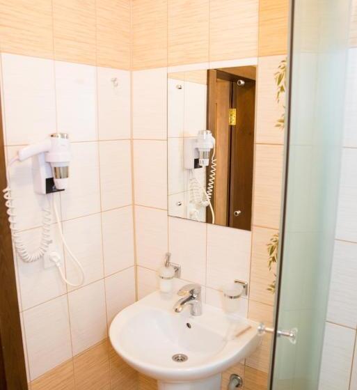 اتاق استاندارد با تخت بزرگ, Gluhoman