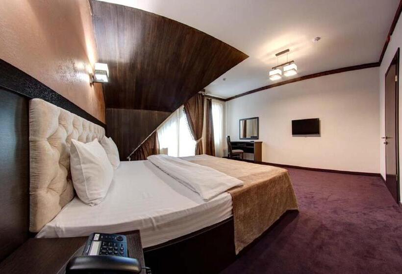 스위트, Karpatski Hotel & Spa