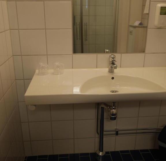 Quarto Estandar, Sankt Olof Hotell & Krog