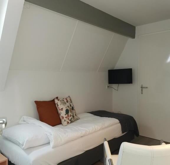 标准单人间, B&b Bovenweg