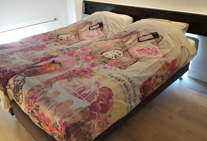 خانه 2 خوابه, B&b Rechthuis Van Zouteveen