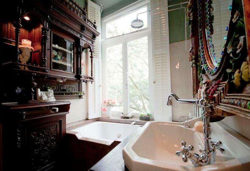 اتاق لوکس, Cubacasa