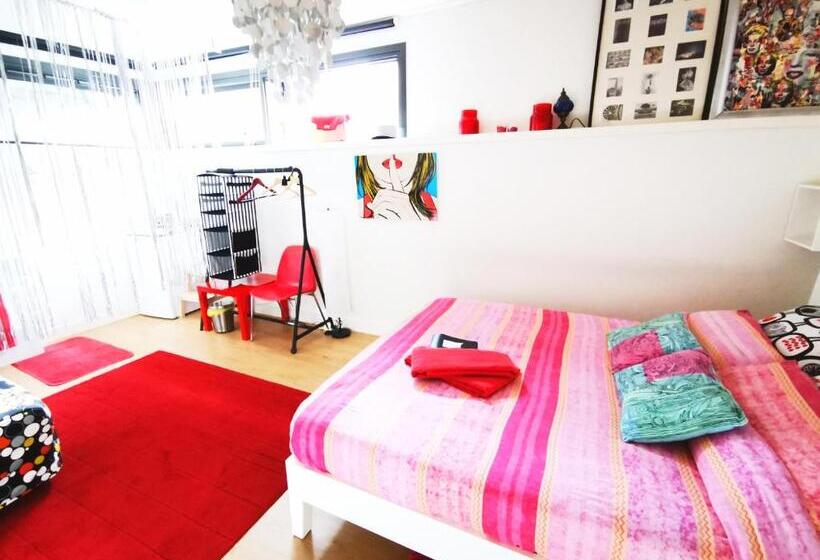Quarto Familiar, La Corte Sconta B&b