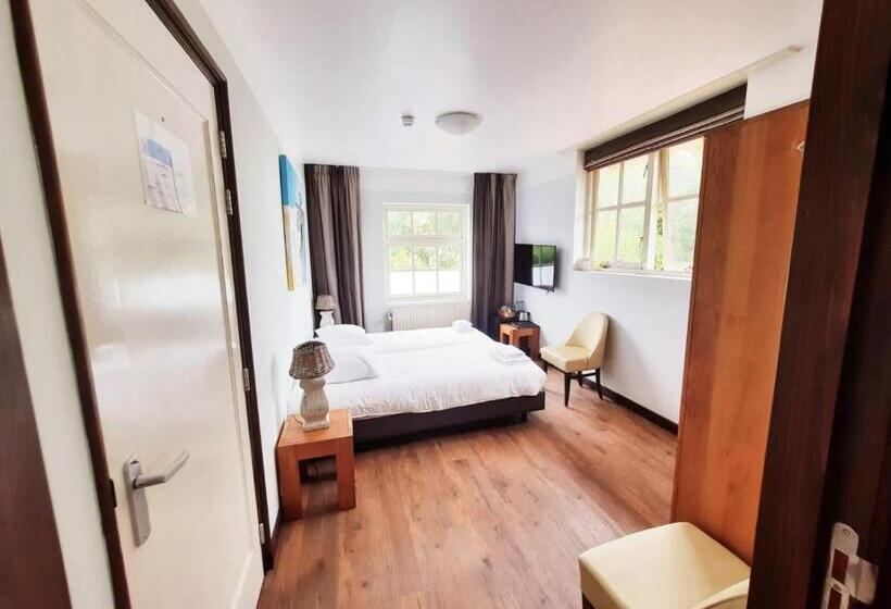 스탠다드 룸, Strandhotel Dennenbos