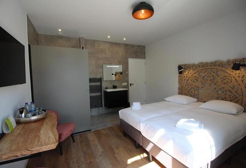 이코노미 룸, Strandhotel Dennenbos