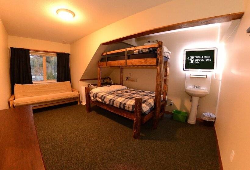 Quarto Familiar Banheiro Compartilhado, Squamish Adventure Inn