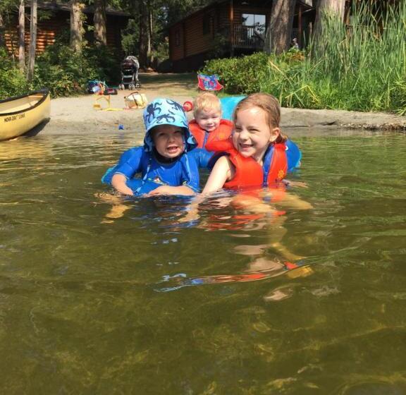 Дом 2 Спальни, Cusheon Lake Resort
