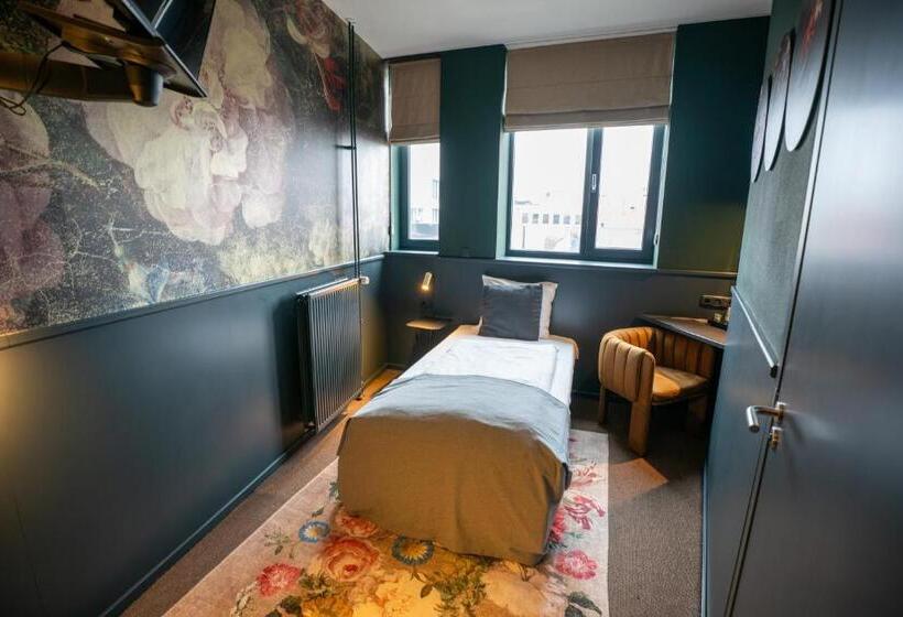 标准单人间, Stadshotel Heerlen