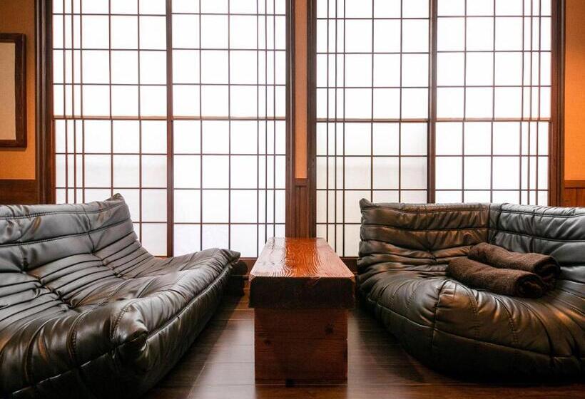 غرفة سوبيريور, Asotsuruya