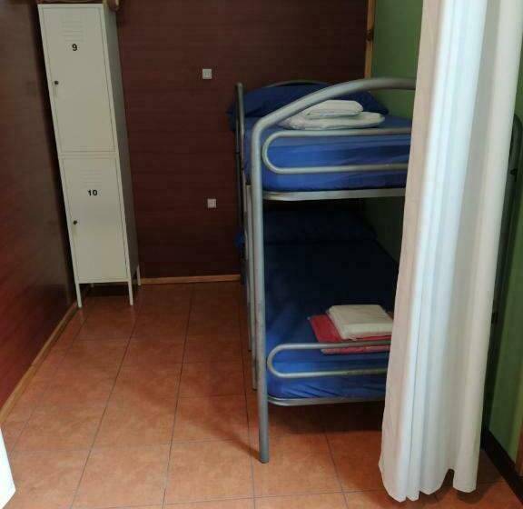 Cama en Habitación Compartida, Albergue O Bordón