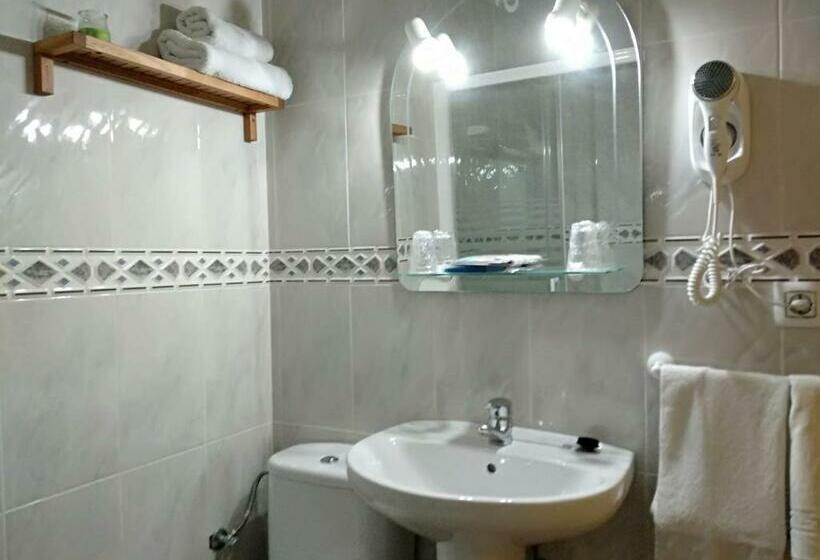 标准间带露台, Hostal Almenara
