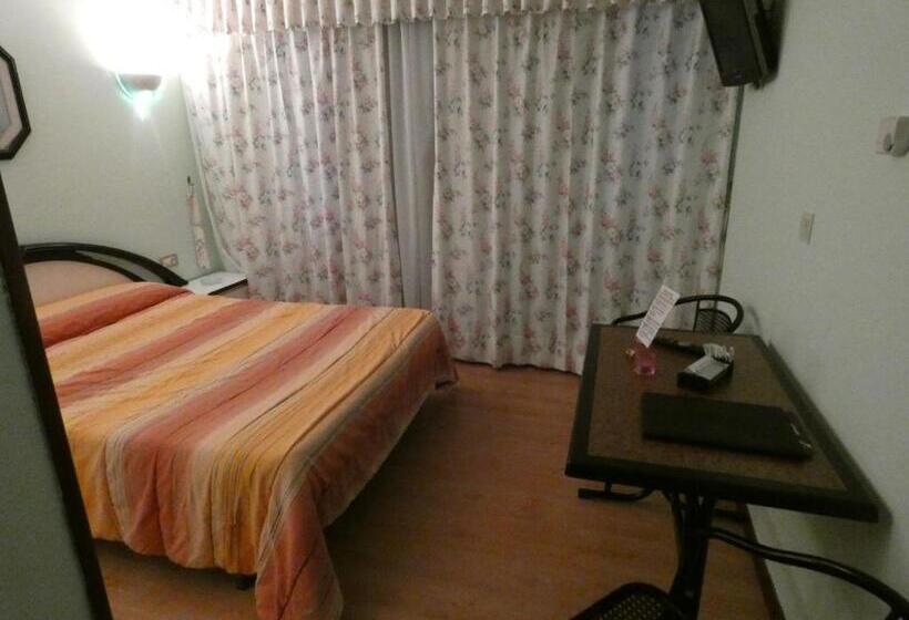 Economy-huone, Motel Caldas