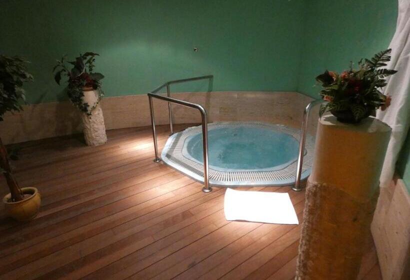 Deluxe-sviitti, Motel Caldas