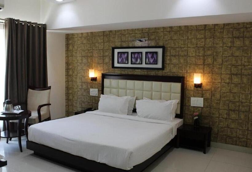 Номер Superior Кровать Кинг, Krishna Inn