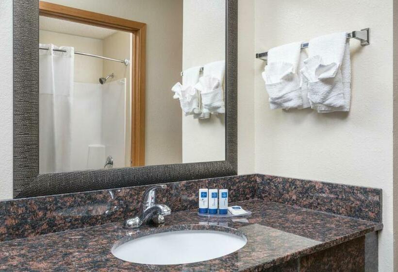 Номер Стандарт, Americinn By Wyndham Black River Falls I 94 On Atv Trail