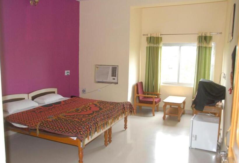 اتاق لوکس, Prem Villas Pushkar