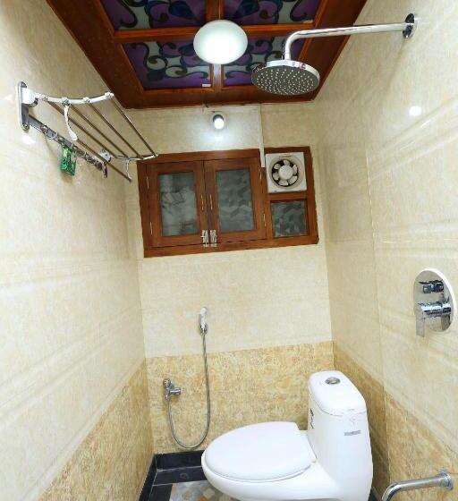 三人经典房间, Shri Swarna S Palace   A Business Class
