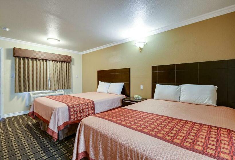 Номер Deluxe, Hacienda Inn