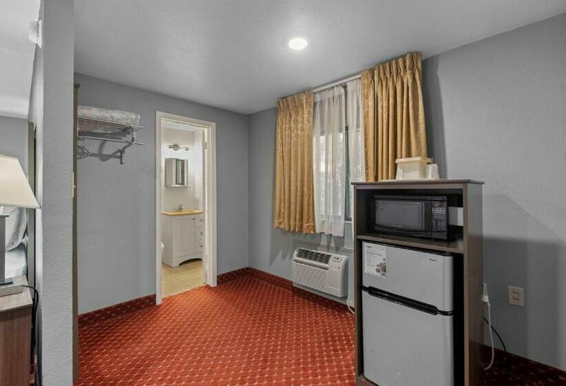 Стандартный Номер Кровать Кинг, Budget Lodge