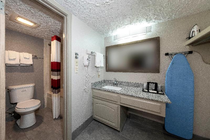 Номер Superior, Red Roof Inn Monroe