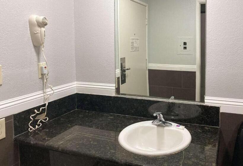 اتاق استاندارد با تخت بزرگ, Motel 6 Glendale Ca Pasadena Burbank Los Angeles