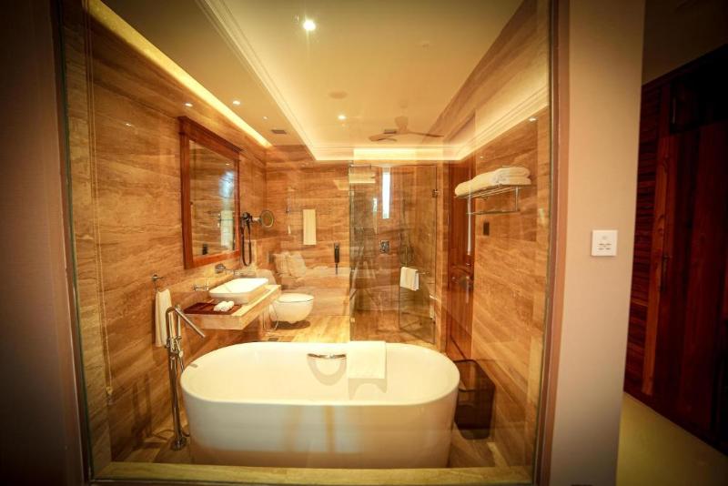 Номер бизнес-класса, Greentree Inn Chuzhou Wandong International Car City Express